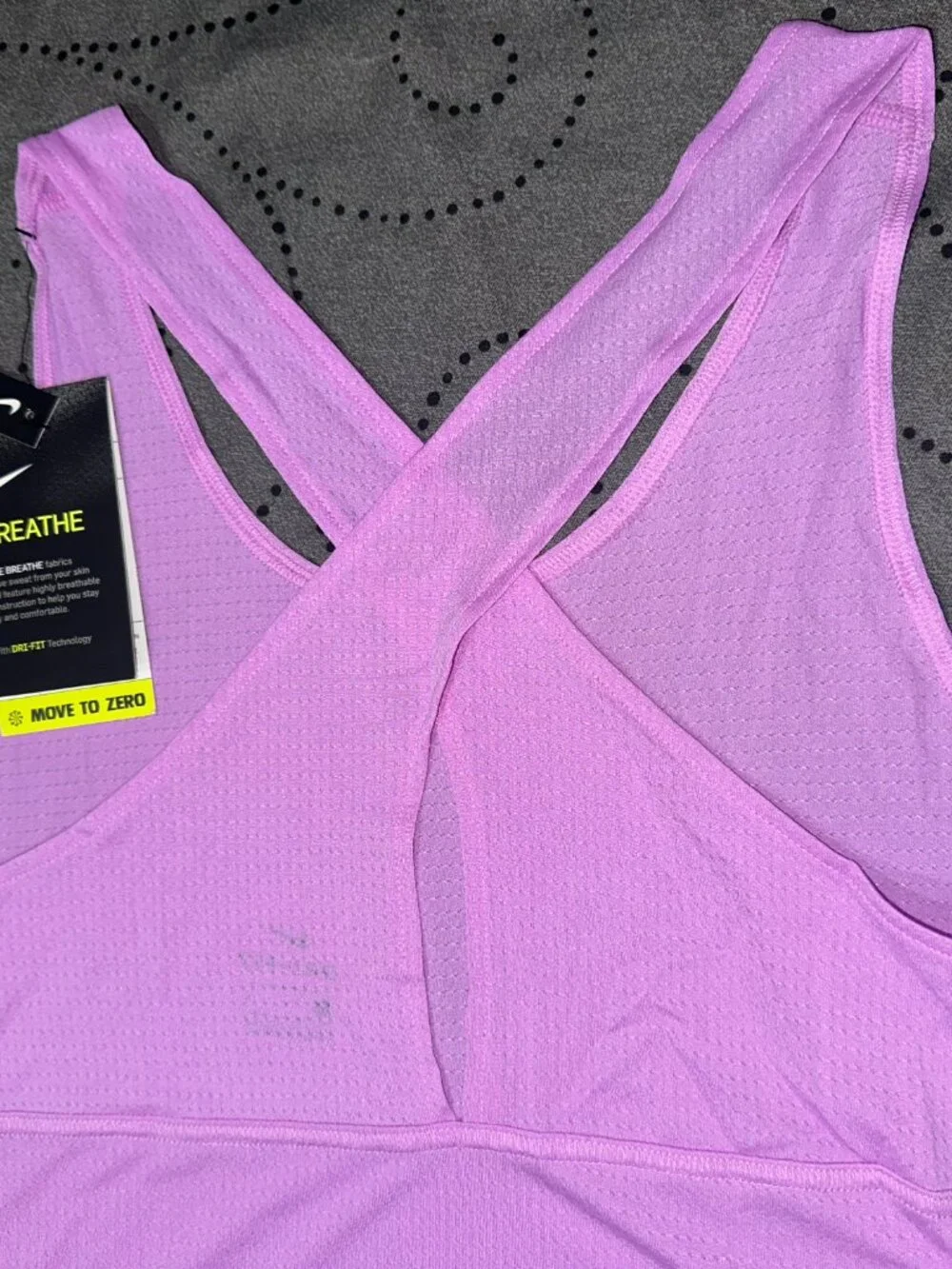 NIKE WOMEN'S BREATHE RUNNING #597 FUSCHIA GLOW TANK SLIM FIT SIZE L WOMEN $35.00